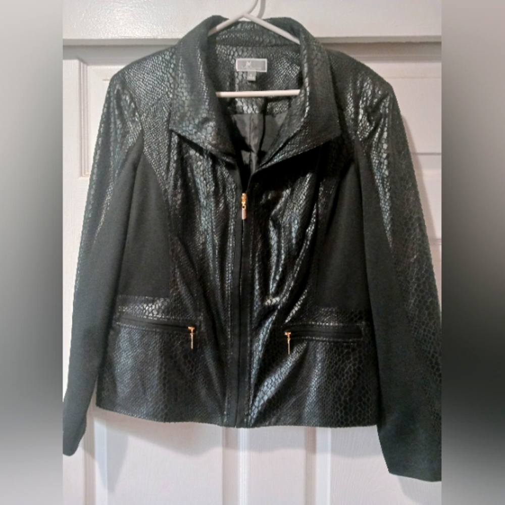 JM collection faux leather snakeskin jacket